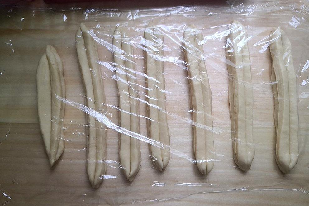 用油条添加剂炸油条教程和配方,油条蓬松酥脆配方