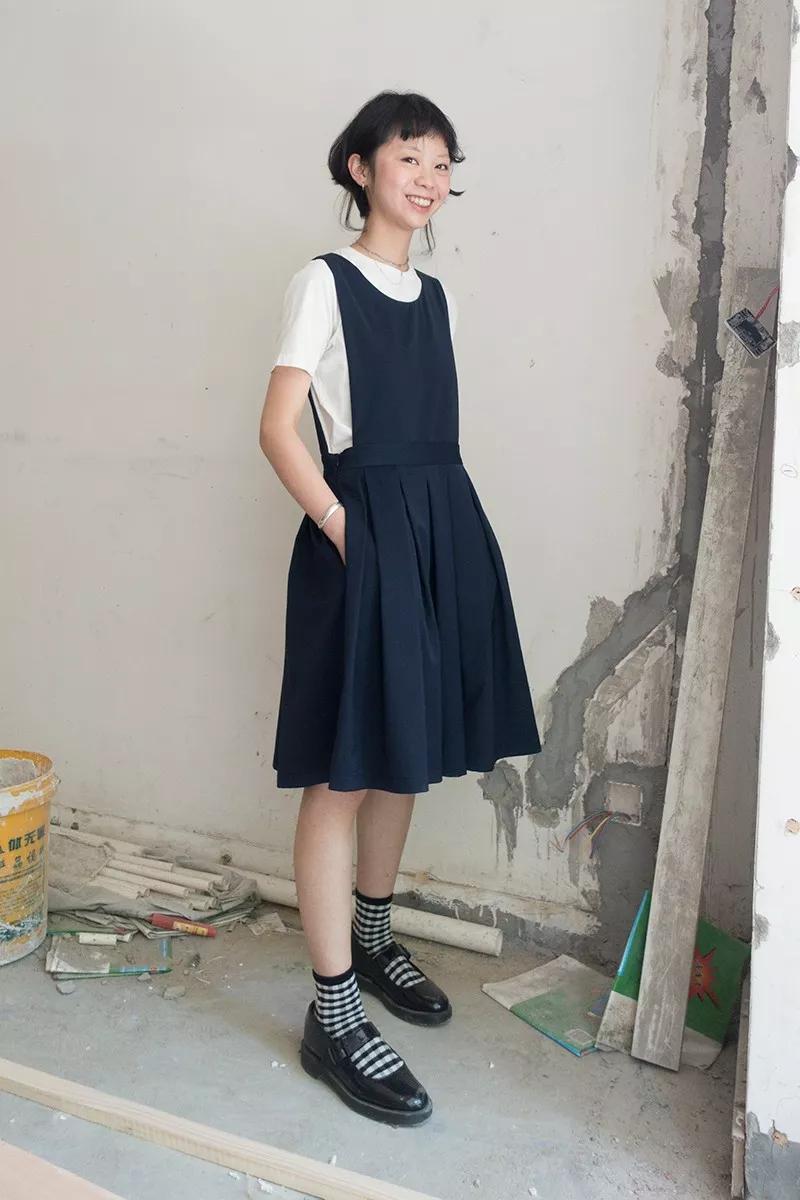 优雅连衣裙穿搭夏天,秋冬黑色西装连衣裙穿搭技巧