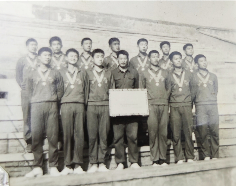泰山中学回忆,山东中学排球