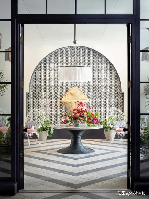 空间设计鬼才、色彩魔术师打造时髦酒店，开业就成热门打卡地