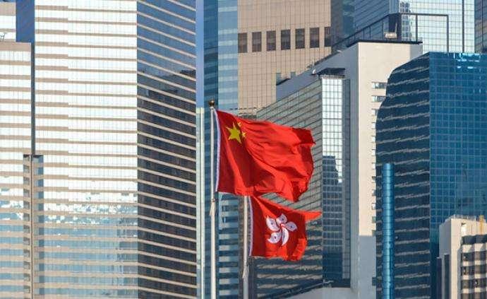 香港中华总商会会长蔡冠深,香港新华集团董事长蔡冠深