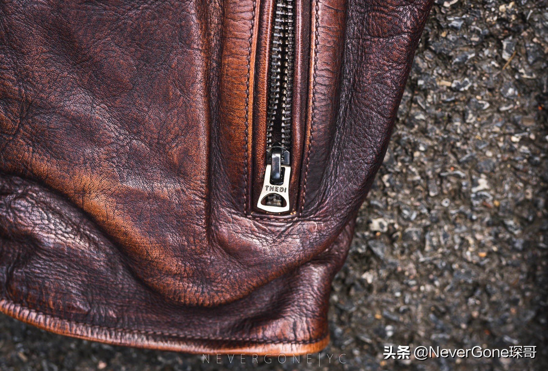 小众棕色短款皮衣,英伦机车皮衣推荐