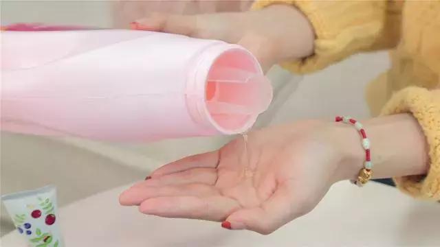 打底裤穿两次起球,打底裤起球用什么东西