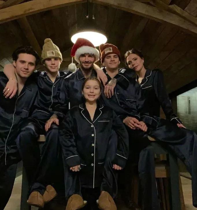 贝克汉姆的三个儿子颜值巅峰,贝克汉姆三个儿子哪个关系最好