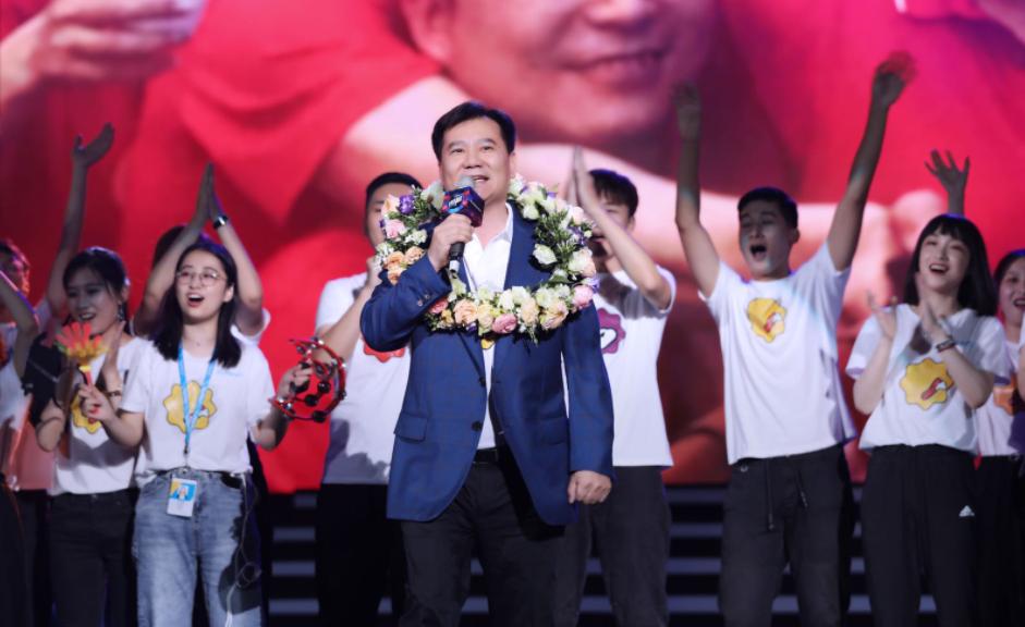 谁接任张近东担任苏宁董事长,谁来接任余承东