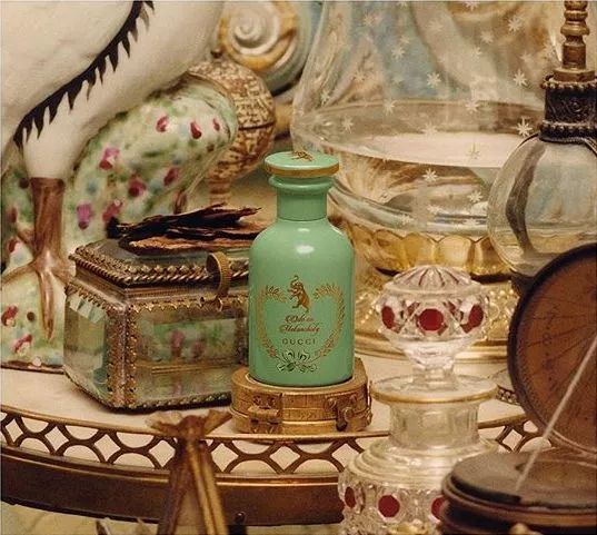 开箱：天啦噜！gucci口红的实物竟然比广告要好看？