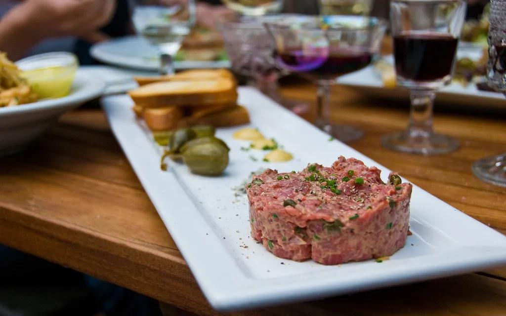 憨豆先生的大灾难被剪辑部分,憨豆先生鞑靼牛肉为什么难吃