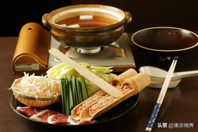 日本人专为相扑选手研制的“力士锅”，普通游客也可以简单吃到？