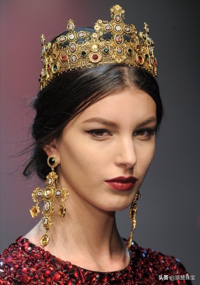 顶级金曜皇冠珠宝,富贵逼人的皇冠珠宝