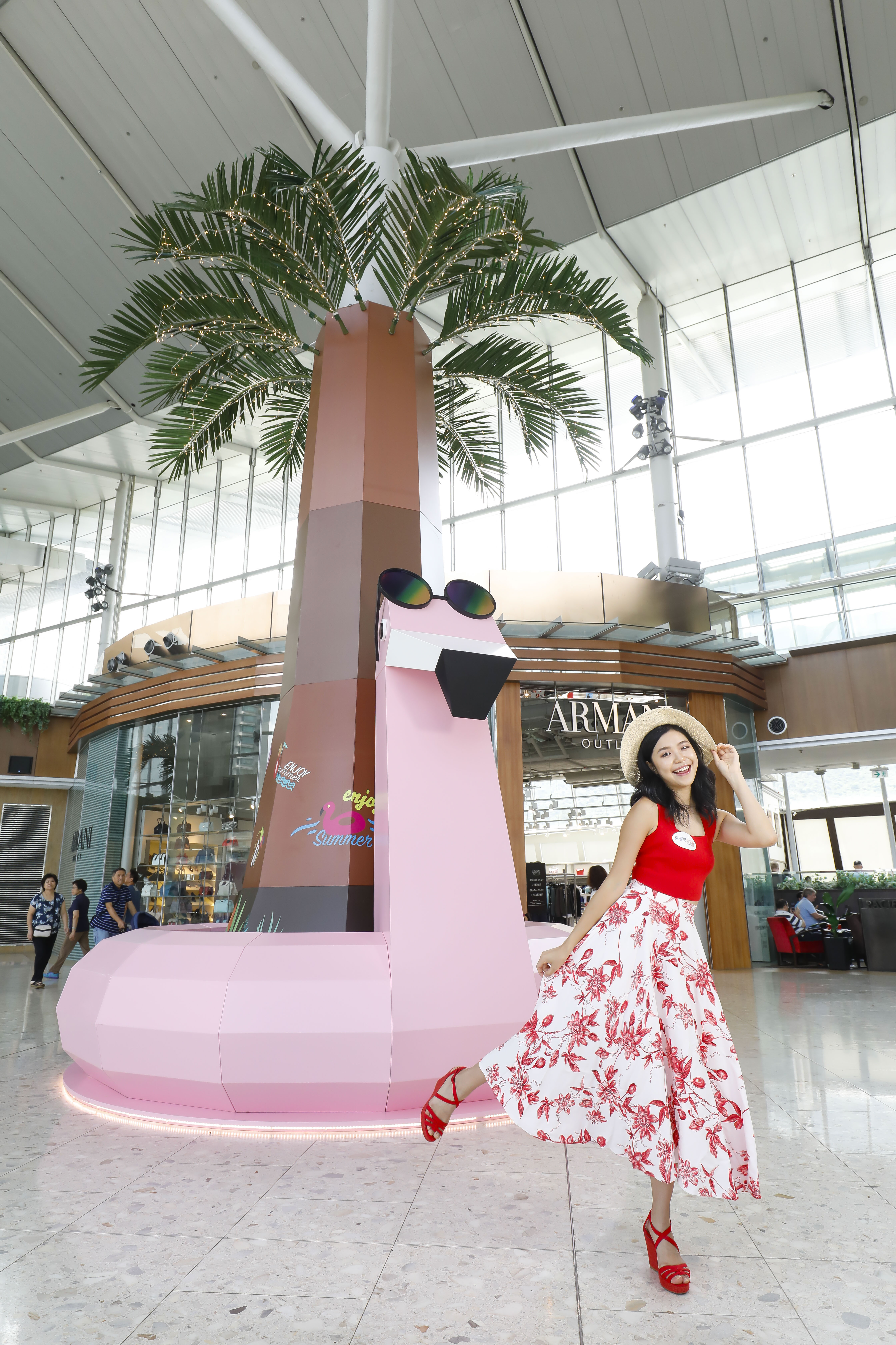 东荟城名店仓lululemon,异国风情打卡区