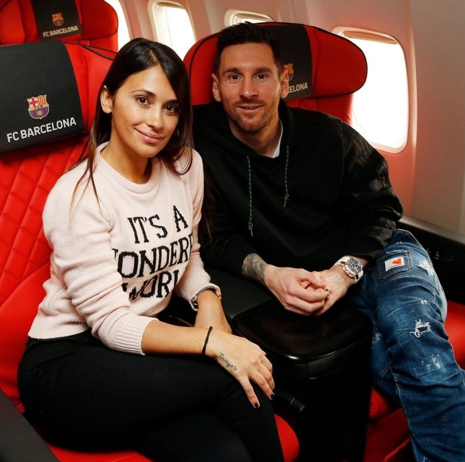 梅西6次金靴颁奖现场,梅西第8次夺得金球奖纪录片