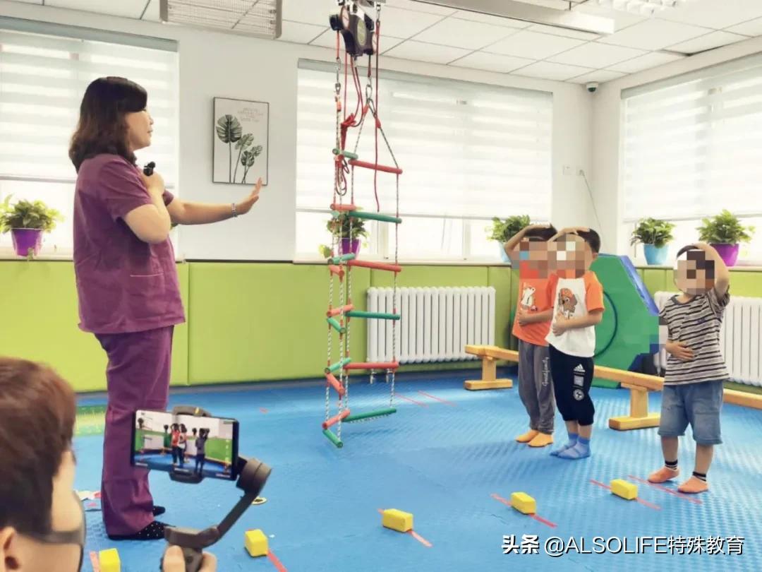 马扬医生的“魔法袋”