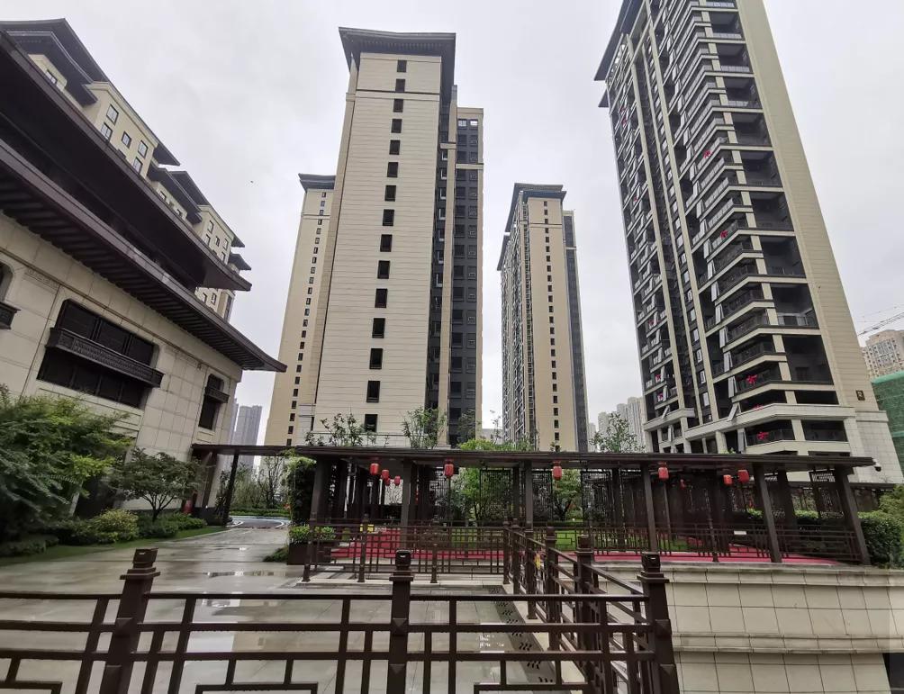 阜阳最新交付“红黑榜”！8大品质小区好评！4大新盘交付被投诉…