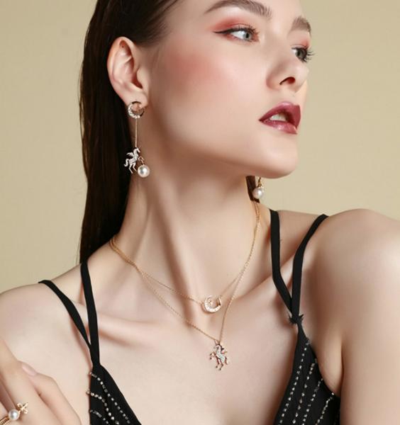 做精致优雅气质女人首饰必备单品,女士必备的三款首饰