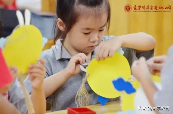 幼儿园庆中秋演绎不一样的活动,国庆与中秋节同庆幼儿园活动