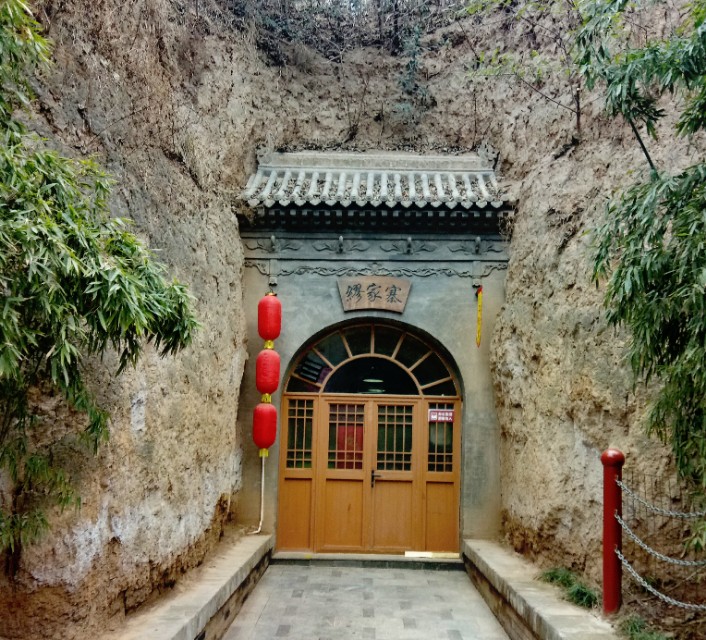 曲江寒窑遗址公园和曲江遗址公园,曲江寒窑遗址公园在地铁几号线