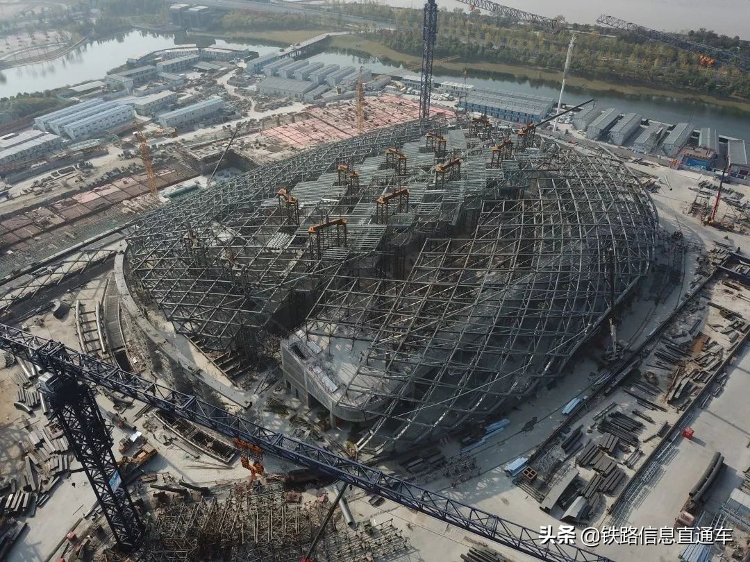 中建八局建设的体育中心,中建八局建体育馆