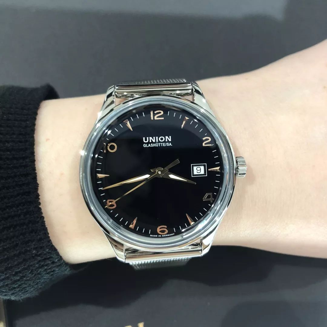 1万块钱的手表值不值得买,1万预算买二手手表