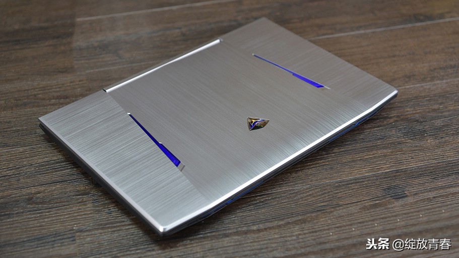 小米游戏本八代i7评测,笔记本电脑推荐游戏i7八代