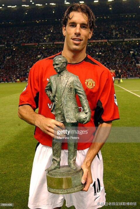 弗格森施压裁判,弗格森公开给穆里尼奥施压