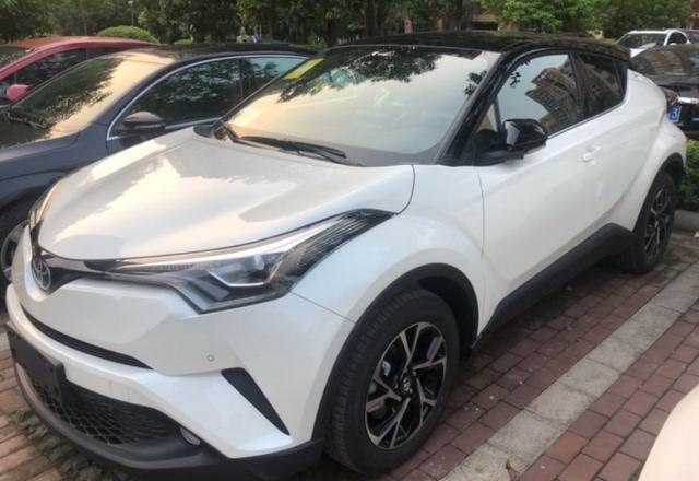 丰田chr双擎测评,丰田c-hr大家的评价