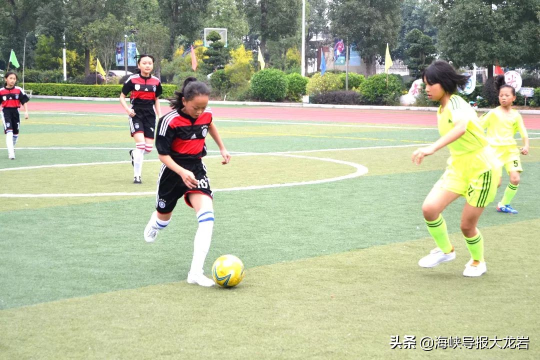 小学足球队2021三级联赛获奖名单,白沙完小足球队照片