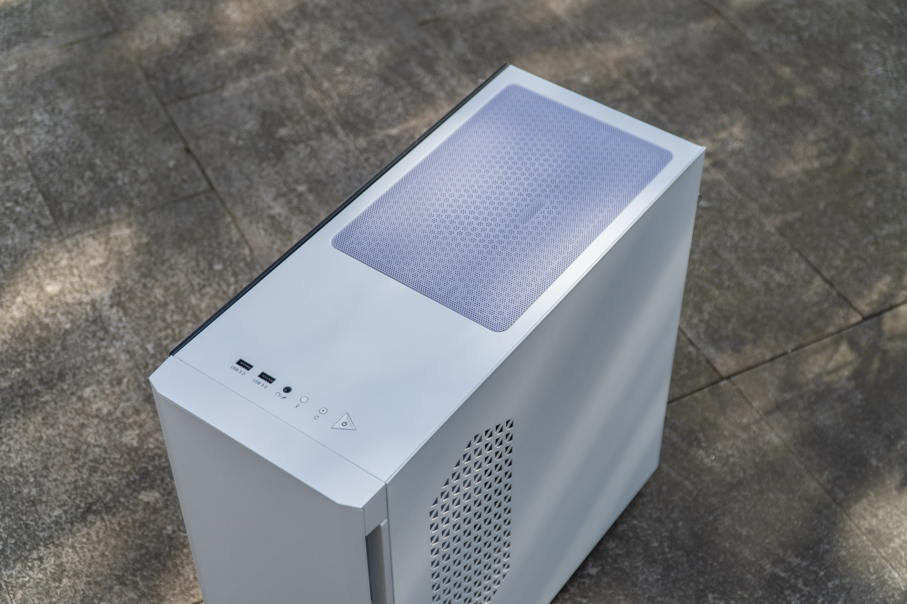 xpg入侵者机箱风扇,威刚xpg入侵者机箱教程