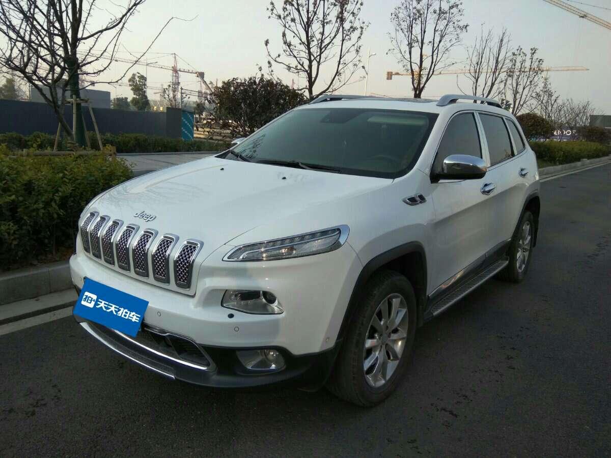 惠州开了3.1万公里的Jeep自由光就值这点钱？贱卖竟然都没人要？