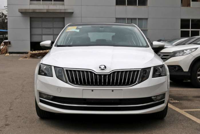 速腾1.5t超越版和斯柯达明锐,速腾和斯柯达明锐pro哪个好