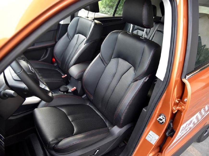 2022款众泰燃油版车二座,众泰车型及价格表6万元