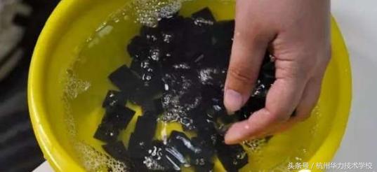 键盘油腻腻如何清理,键盘油光处理