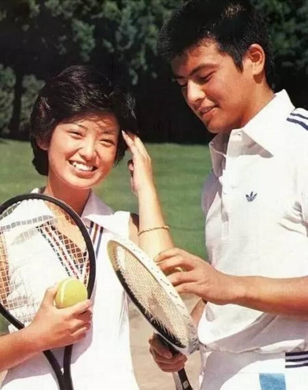 山口百惠为什么让人们念念不忘,山口百惠漂亮吗