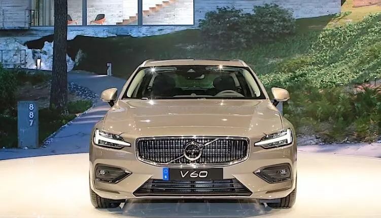 沃尔沃v60性能版,全新沃尔沃v60车展