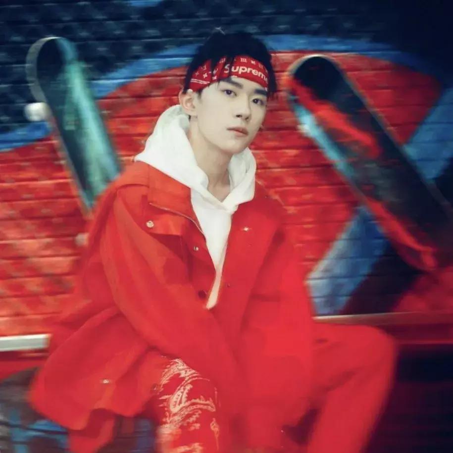 好看不贵的衣服学生推荐,好看不贵的学生用品