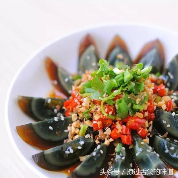 皮蛋瘦肉粥皮蛋可以不煮吗,皮蛋有毒吗是怎样做的