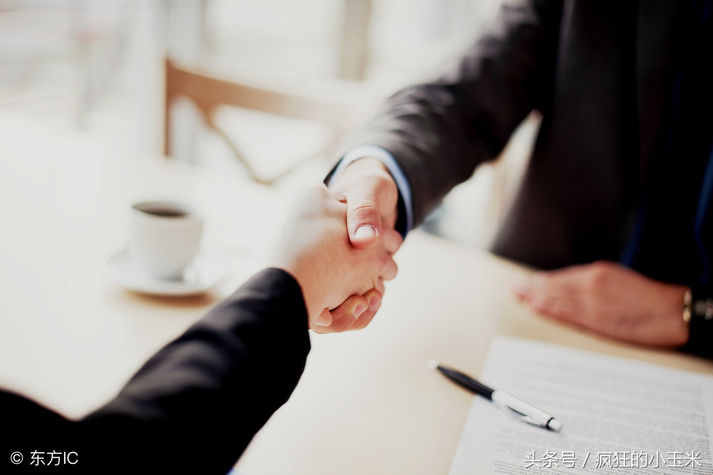 握手礼仪的顺序有什么讲究,握手的忌讳应如何把握