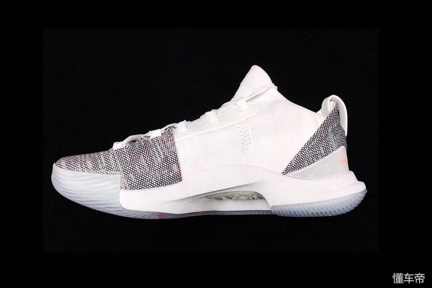 安德玛库里5代UnderArmourCurry5全新谍照曝光