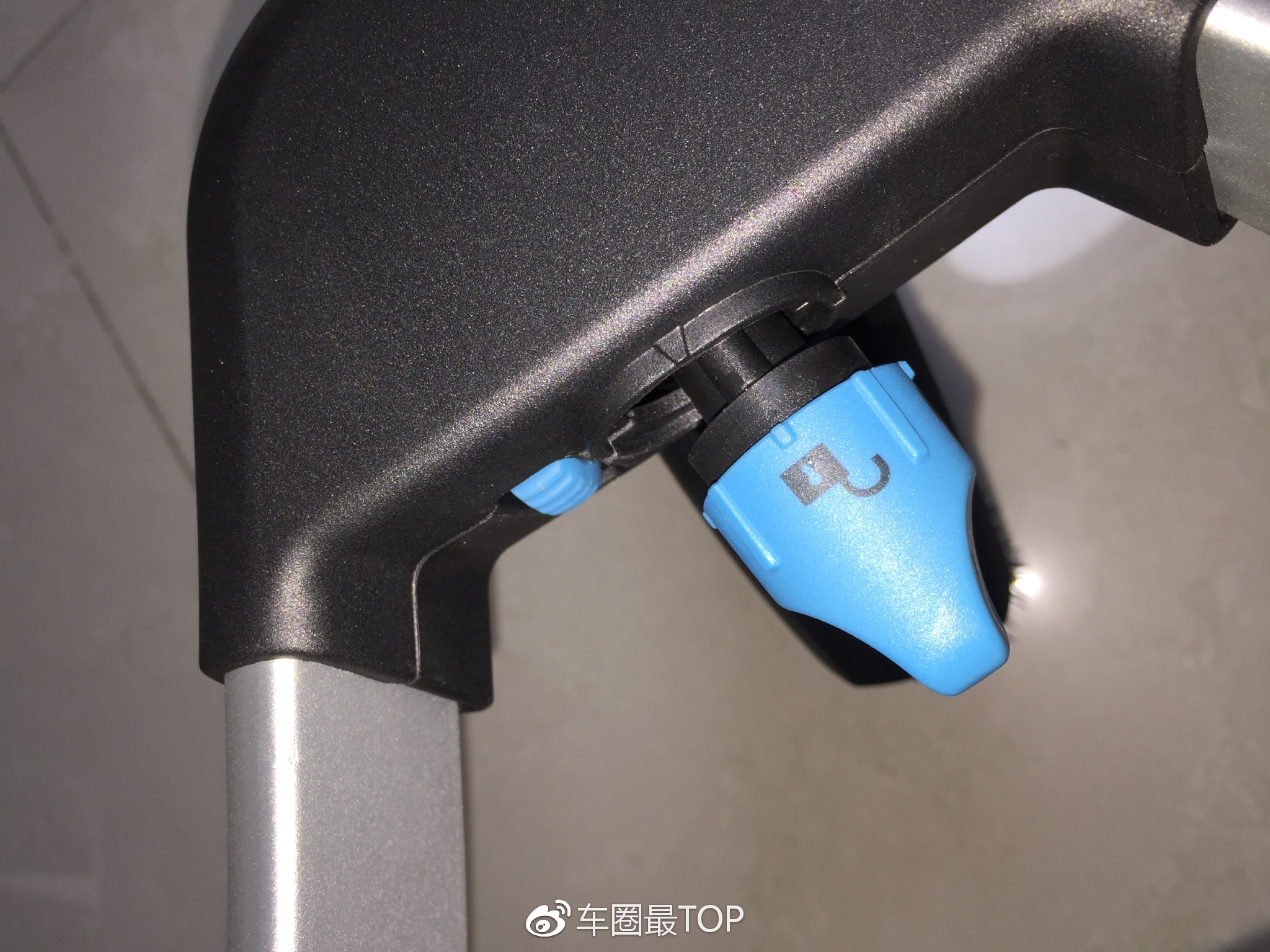 拓乐运动童车视频大全,拓乐婴儿车折叠