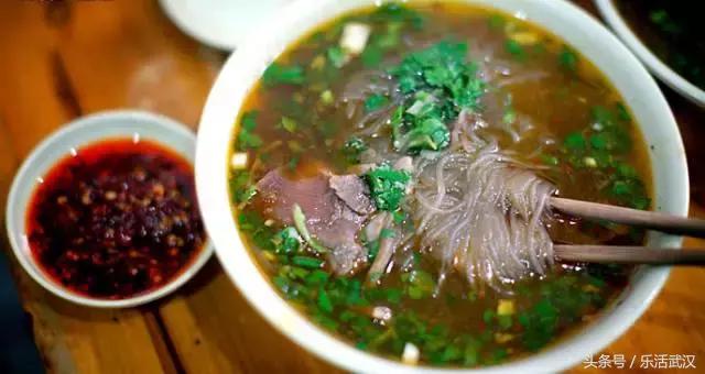 最近从武汉出发的特价机票,武汉旅游4天3晚团购价含机票