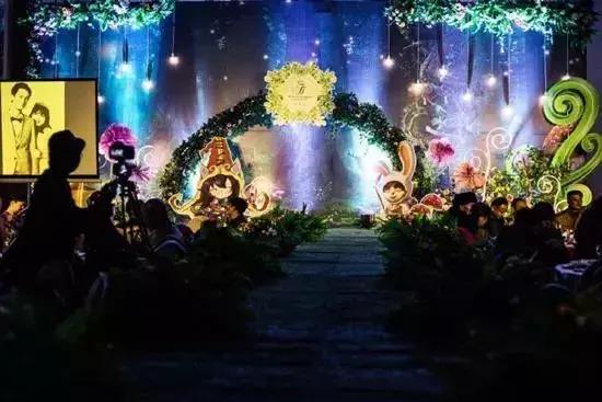 司马老贼赛后采访强忍笑容 (最新司马老贼赛后采访)