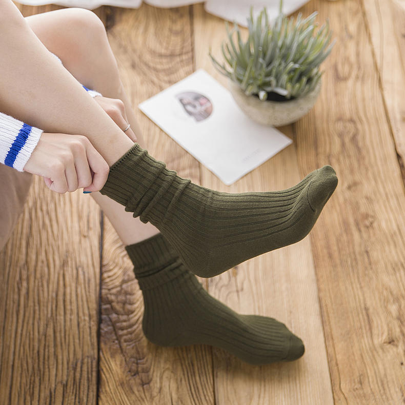 冬天露腿怎么穿袜子才不裂开,冬天如何露袜子