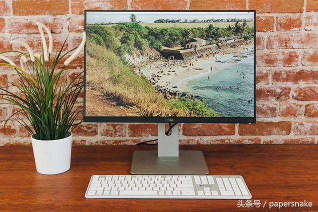 24寸显示器用曲面的还是平面的好,24寸显示器选平面曲面