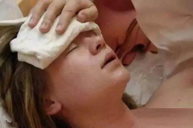 顺产时一般内检几次,顺产内检是什么操作