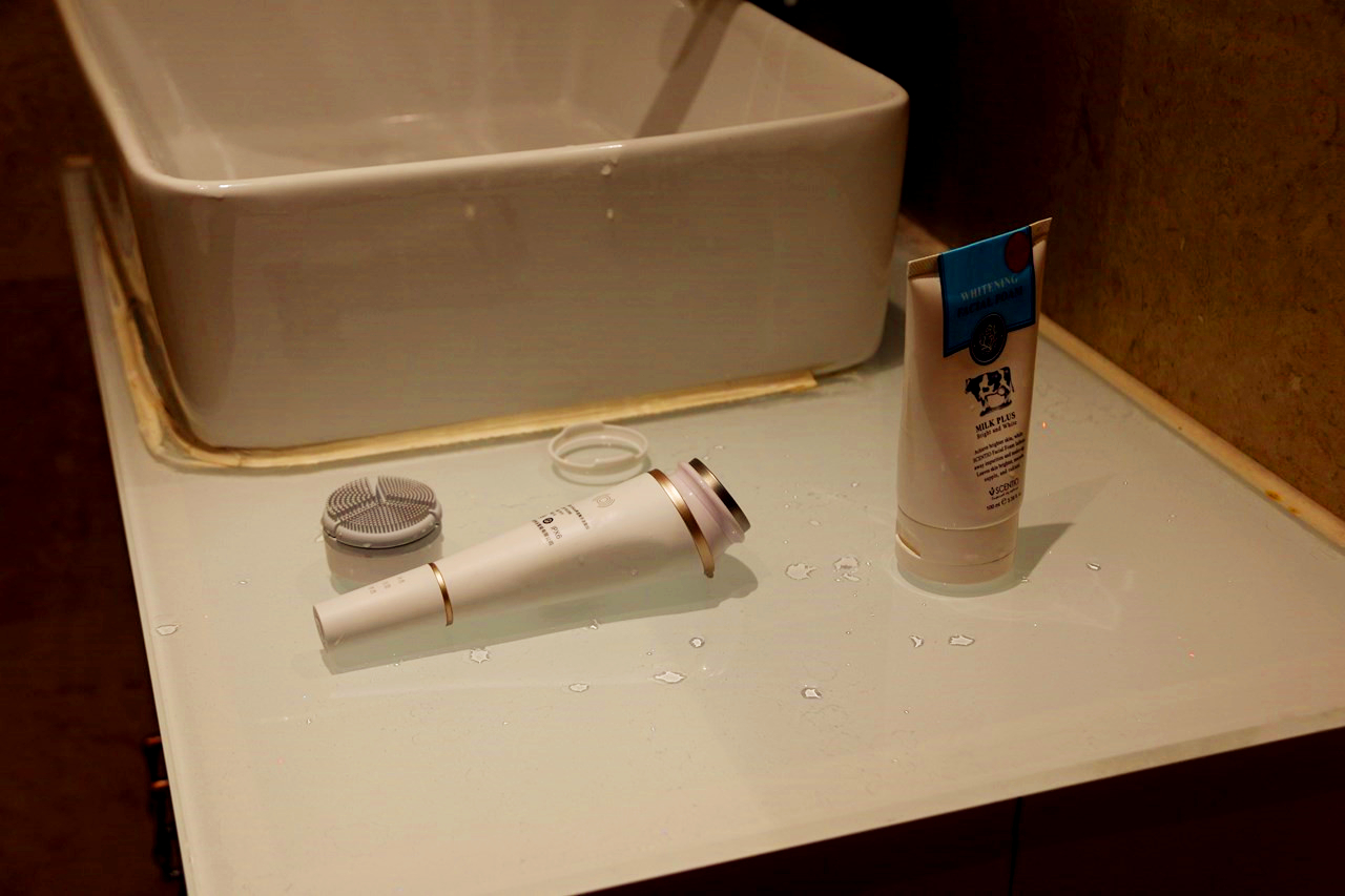 深层净颜护理洁面仪,平价声波洁面仪评测