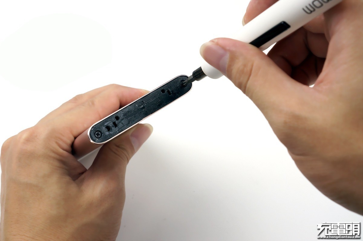 小米充电宝口袋版10000毫安评测,小米最好的充电宝是哪款