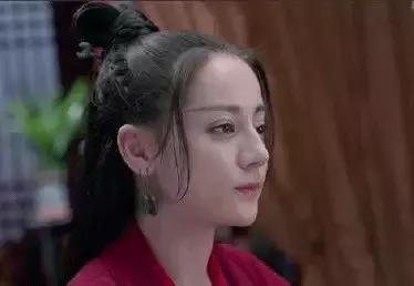 热巴适合什么眉形,想要好看又自然的眉毛