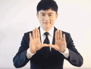 易烊千玺mj舞蹈对比张艺兴,千玺张艺兴王嘉尔舞蹈