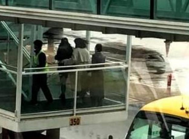 别看人家表面风光背地里也很风光,别看有人表面上风光