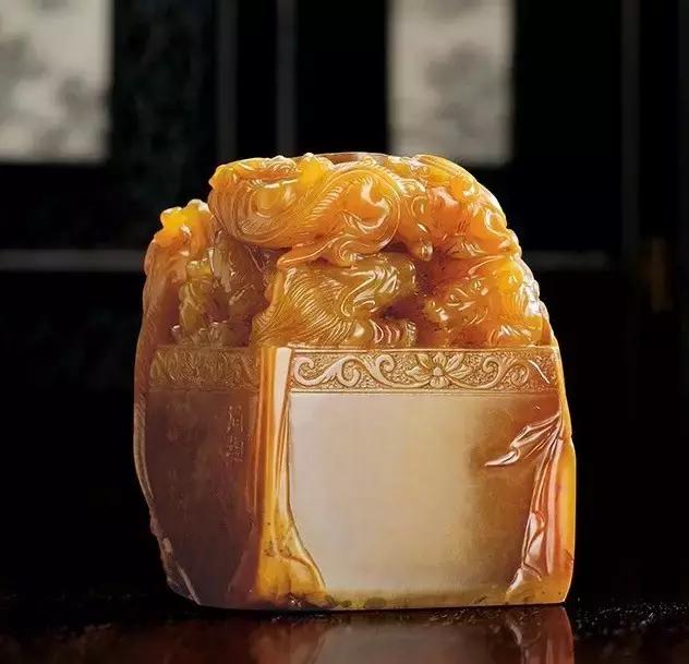 田黄寿山石真的存在吗,最接近田黄石的寿山石