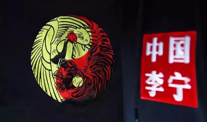 李宁短袖21巴黎时装周限定开箱,李宁巴黎时装周樱花限定版